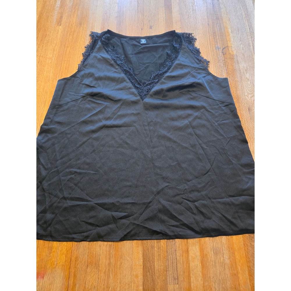 SHEIN Curve Women 1XL Black Frenchy Lace V-Neck Vacation Summer Sleeveless Top